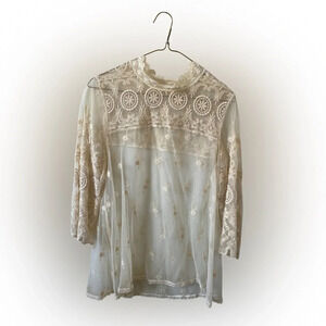 EUC Lace Floral Ivory Boho  Top Size Small